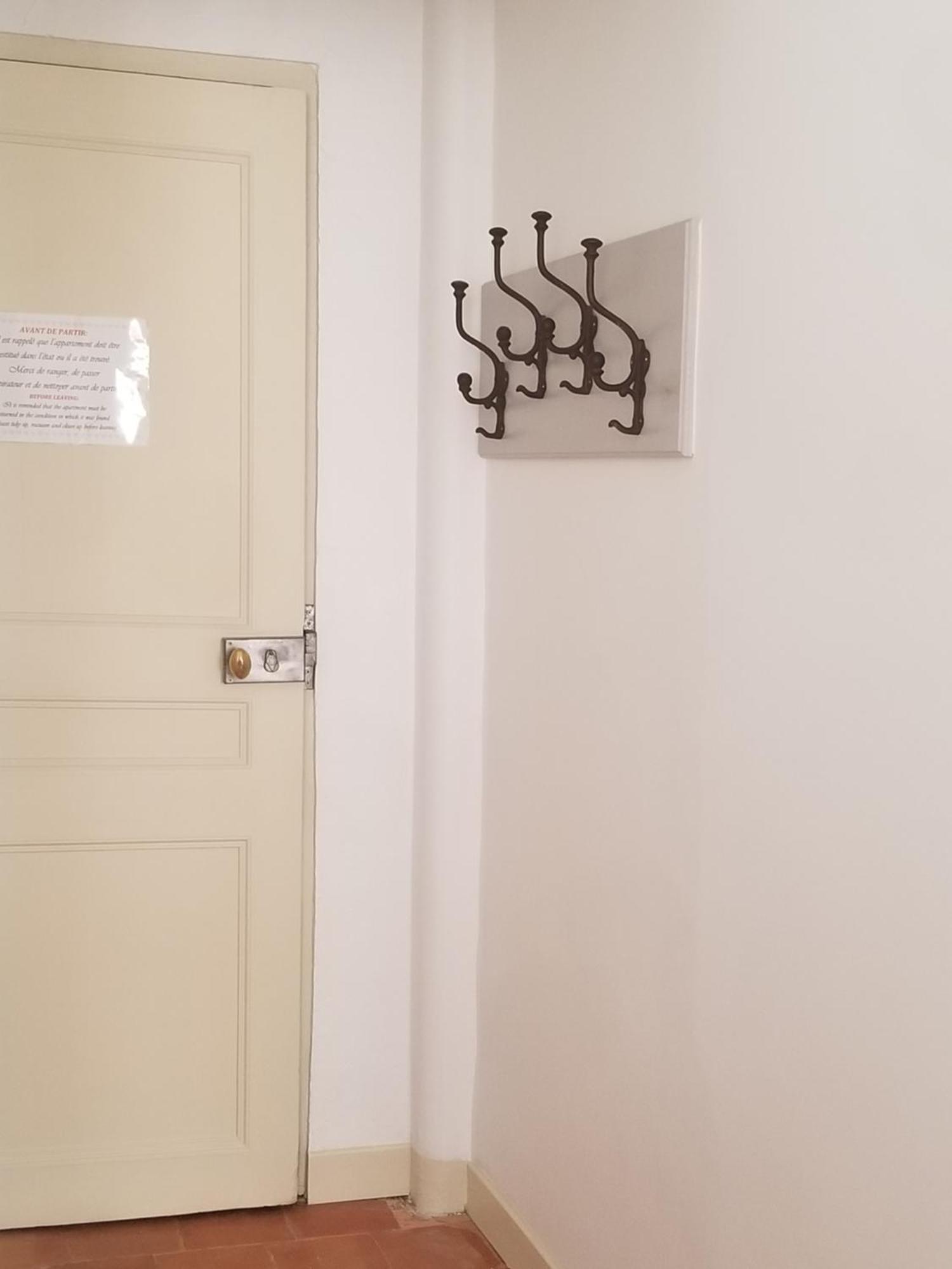 Апартаменты Joli T2 De 40M² A Louer A Ле-Мюи Экстерьер фото